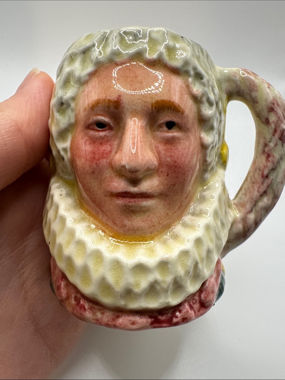 Vintage Lancaster & Sandland miniature "Queen Bess" Toby mug - Picture 11 of 12